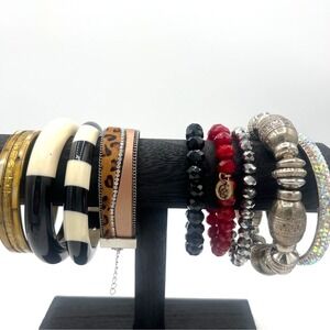 Bracelet‎ 8 Various Styles Colors Materials Sizes Rhinestones to Leather